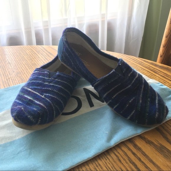 TOMS Indigo Tribal Sweater with Fleece - Picture 3 of 4